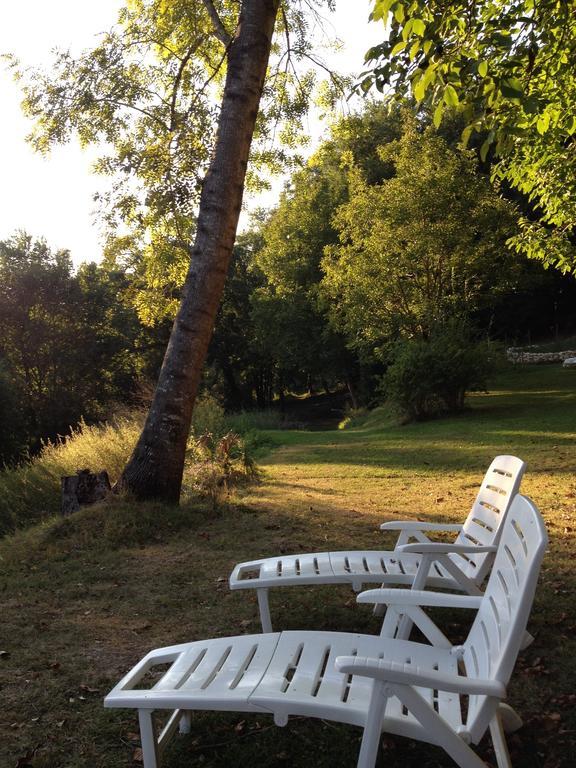 Moulin De Bapaumes Bed & Breakfast เนรัค ภายนอก รูปภาพ