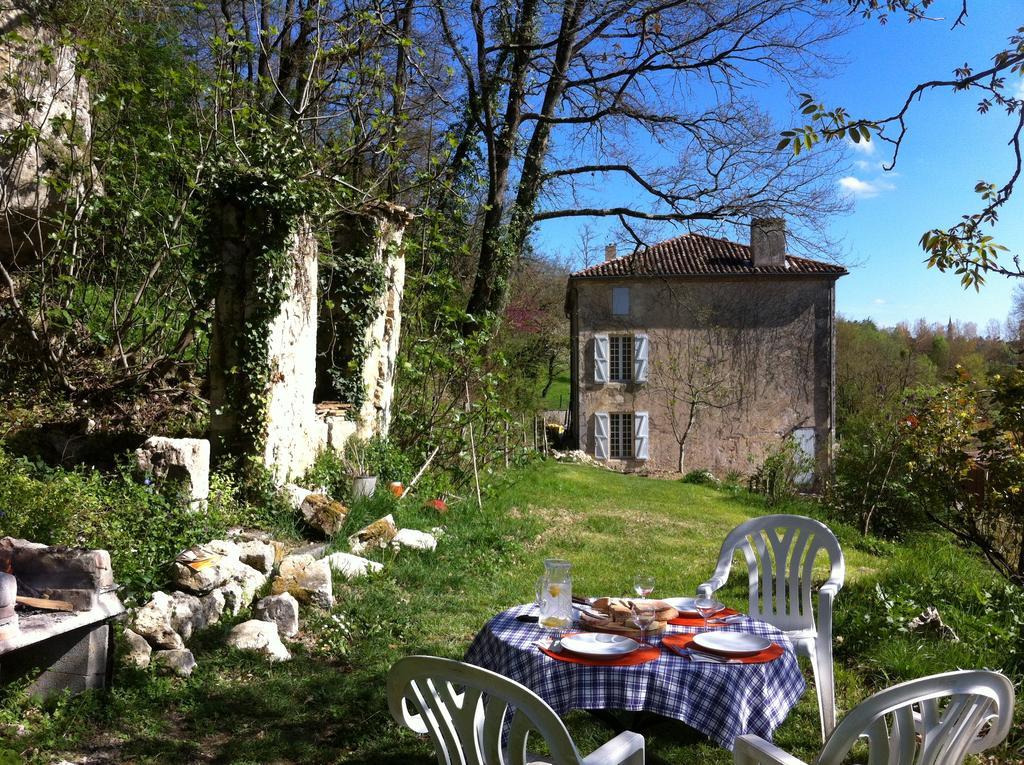 Moulin De Bapaumes Bed & Breakfast เนรัค ภายนอก รูปภาพ
